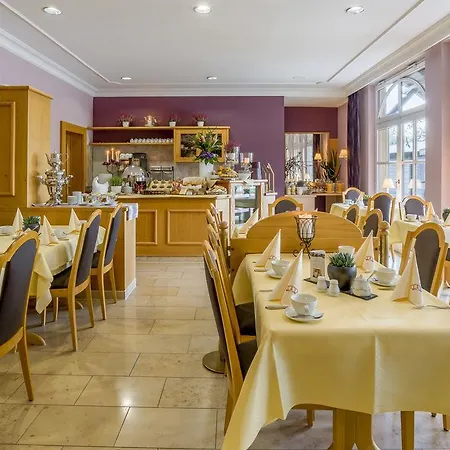 Krone Am Park - Gaestehaus Des Krone