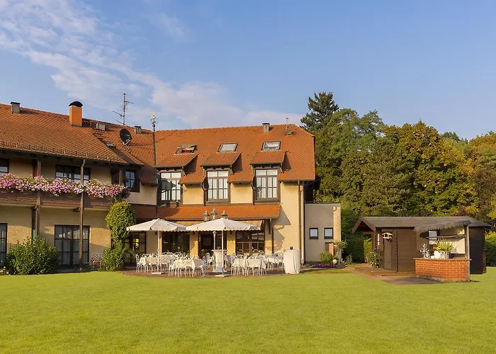 Hotell Krone Am Park - Gaestehaus Des Krone Alzenau in Unterfranken